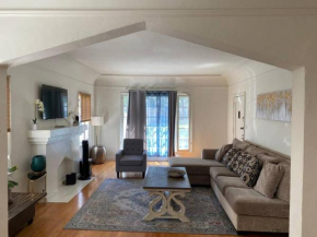 Large 2BD/1BR Condo/ PARKING Beverly/ Fairfax, Los Angeles